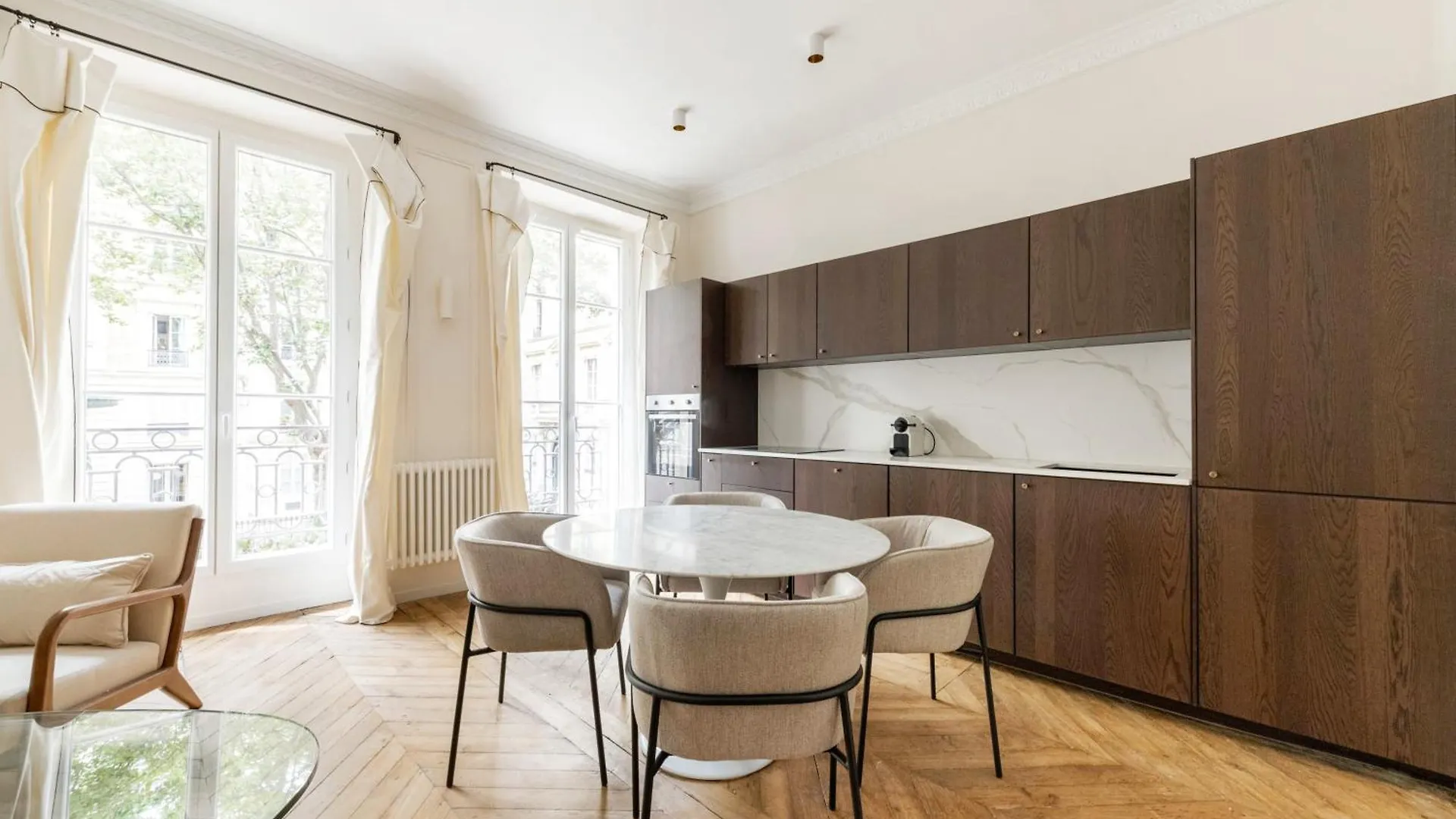 Daire Luxury 3 Bedrooms - 3 Bathrooms - Ac - Montmartre - Opera Paris