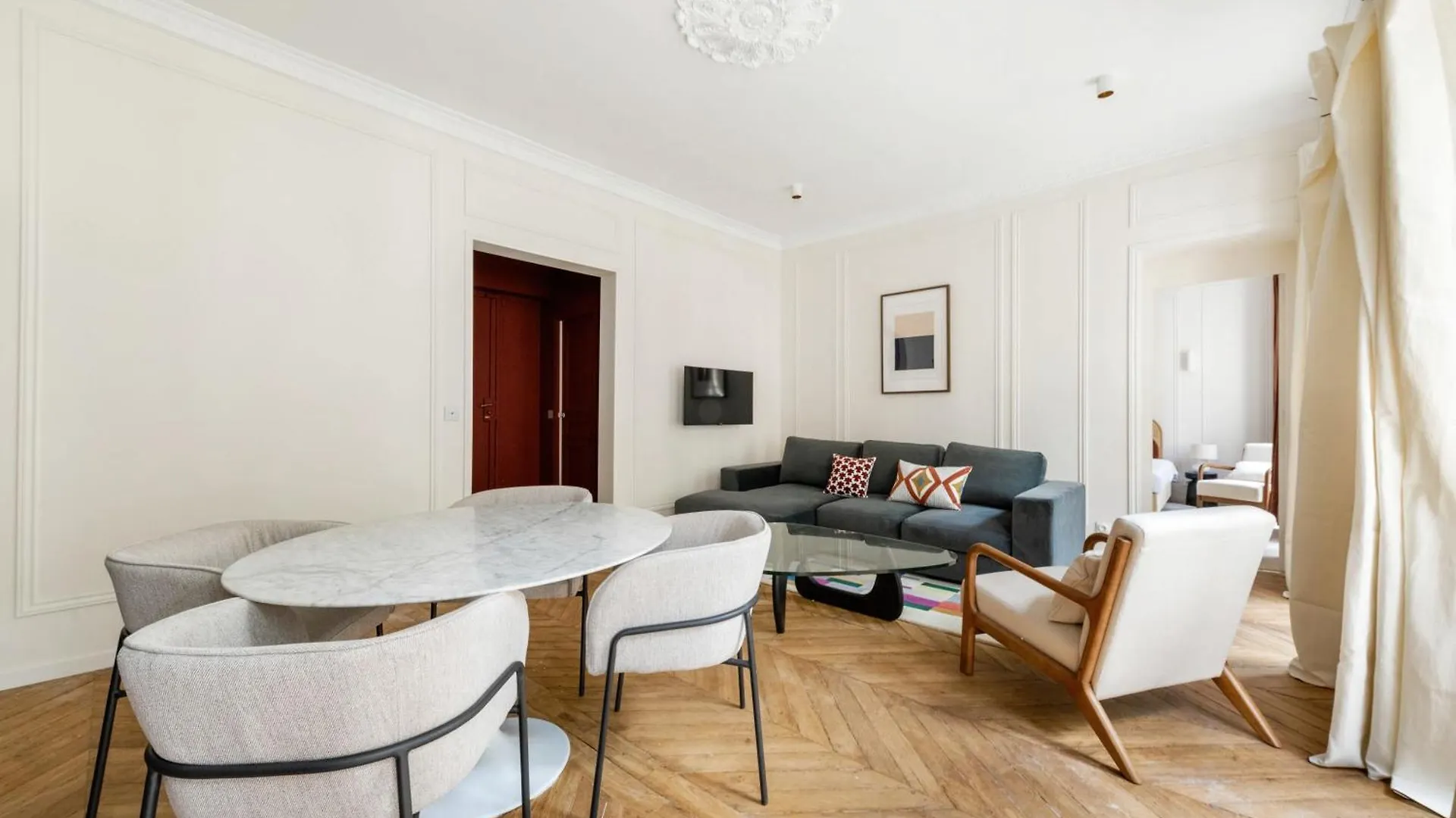 Daire Luxury 3 Bedrooms - 3 Bathrooms - Ac - Montmartre - Opera Paris