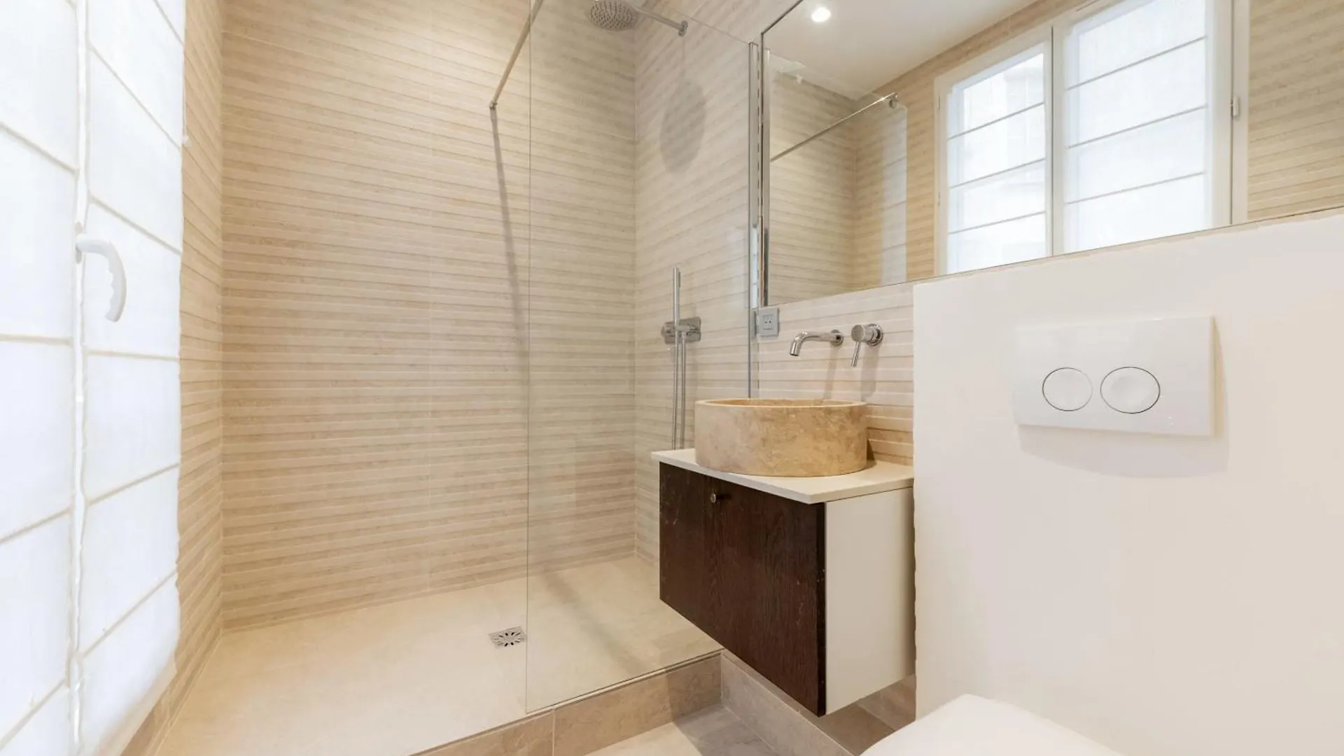 Luxury 3 Bedrooms - 3 Bathrooms - Ac - Montmartre - Opera Paris